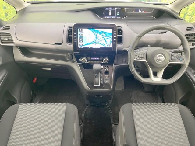 NISSAN Serena Highway Star V Pearl White 2020′ EQPS3