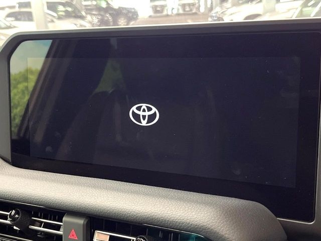 TOYOTA Land Cruiser Wagon VX Pearl White 2024′ EQQZ2
