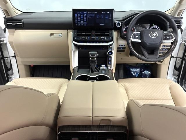 TOYOTA Land Cruiser Wagon ZX Pearl White 2024′ EQTFU