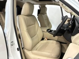 
									TOYOTA Land Cruiser Wagon ZX Pearl White 2024′ EQTFU full								