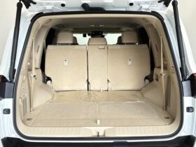 
									TOYOTA Land Cruiser Wagon ZX Pearl White 2024′ EQTFU full								