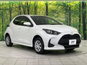 
									TOYOTA Yaris X Pearl White 2024′ EQTUY full								