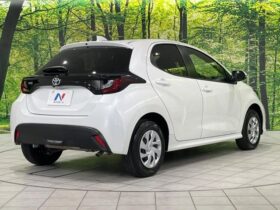 
									TOYOTA Yaris X Pearl White 2024′ EQTUY full								
