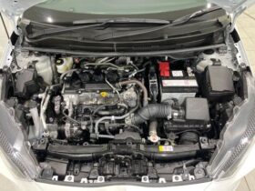 
									TOYOTA Yaris X Pearl White 2024′ EQTUY full								