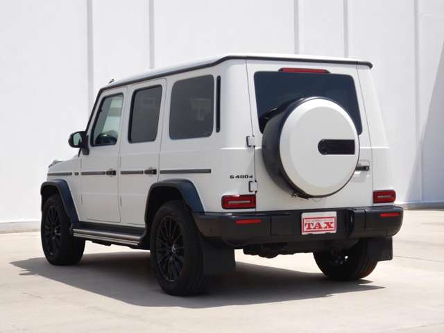 Mercedes-Benz G Class G400d AMG Line White/Black 2022′ EQTWZ