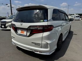 
									Honda Odyssey Hybrid Absolute EX Honda Sen Pearl White 2019′ EQUO6 full								