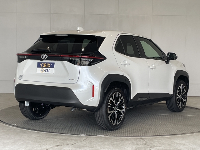 TOYOTA Yaris Cross Z Pearl White 2025′ ERZCC