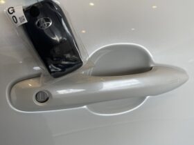 
									TOYOTA Yaris Cross Z Pearl White 2025′ ERZCC full								