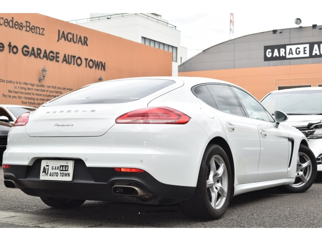 Porsche Panamera Base Grade White 2014′ ESMEF