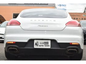 
									Porsche Panamera Base Grade White 2014′ ESMEF full								