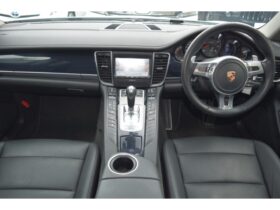 
									Porsche Panamera Base Grade White 2014′ ESMEF full								