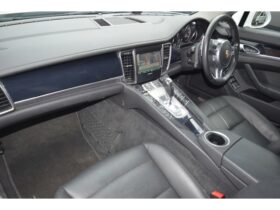 
									Porsche Panamera Base Grade White 2014′ ESMEF full								