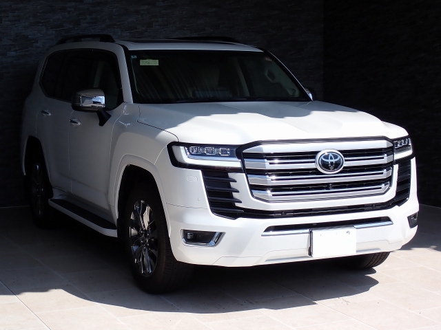 TOYOTA Land Cruiser Wagon ZX Pearl White 2022′ ESMFO