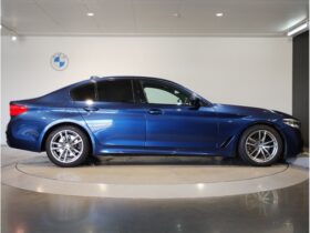 
									BMW 5 Series 523d xDrive M Spirit Blue 2020′ ESMG8 full								