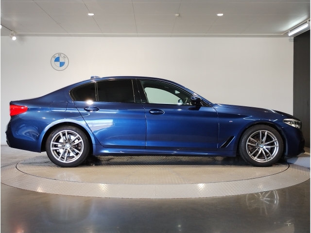 BMW 5 Series 523d xDrive M Spirit Blue 2020′ ESMG8
