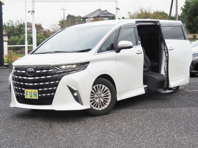 TOYOTA Alphard Wellcab Base Pearl White 2023′ ESMGH