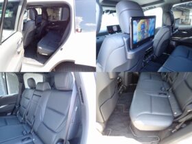 
									TOYOTA Land Cruiser Wagon ZX Pearl White 2024′ ESMID full								