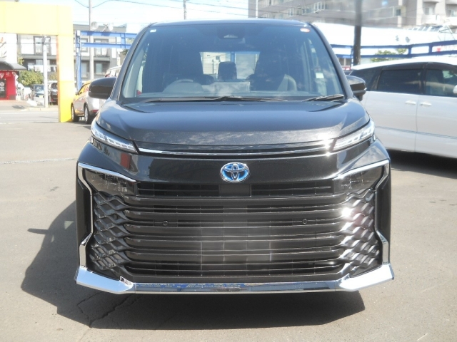 TOYOTA Voxy S-Z Black 2025′ ESMIU