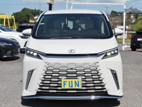 
									Lexus LM Version L Pearl White 2025′ ESMJM full								
