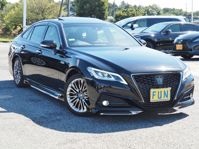 TOYOTA Crown G-Executive Black 2021′ ESMJZ