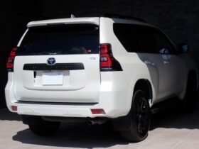 
									TOYOTA Land Cruiser Prado TX L Packet Matte Black Ed Pearl White 2023′ ESMKL full								