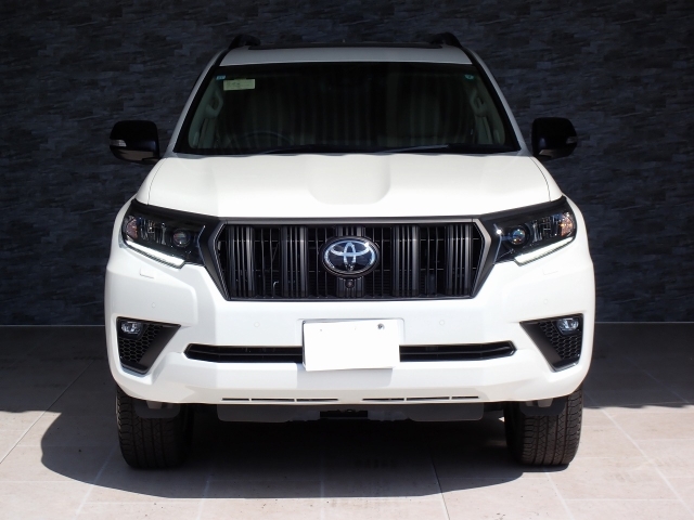 TOYOTA Land Cruiser Prado TX L Packet Matte Black Ed Pearl White 2023′ ESMKL
