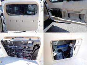 
									TOYOTA Land Cruiser Prado TX L Packet Matte Black Ed Pearl White 2023′ ESMKL full								