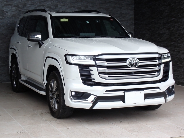 TOYOTA Land Cruiser Wagon ZX Diesel Turbo Pearl White 2023′ ESMKS