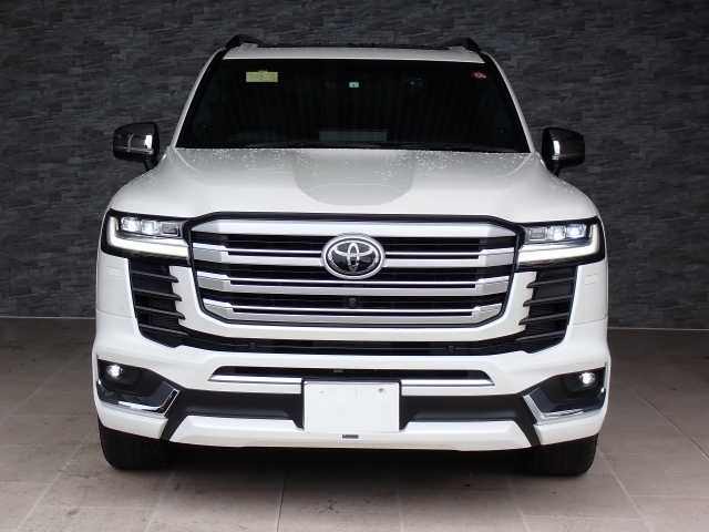 TOYOTA Land Cruiser Wagon ZX Diesel Turbo Pearl White 2023′ ESMKS
