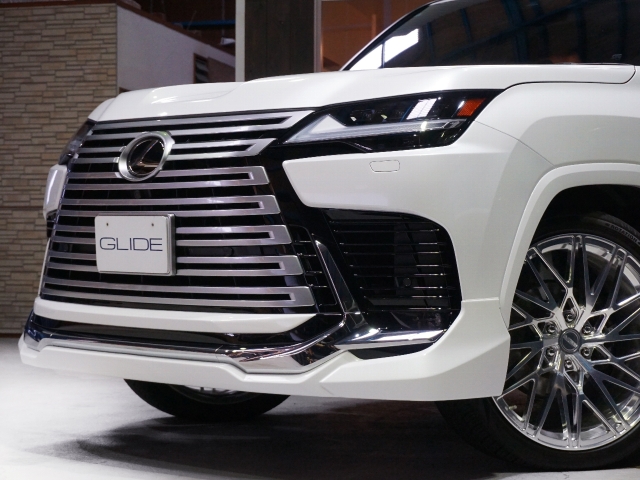 Lexus LX Executive Pearl White 2023′ ESMKT