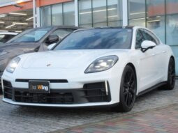 Porsche Panamera Base Grade White 2025′ ESML4