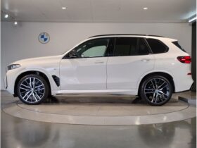 
									BMW X5 xDrive40d M Sport White 2025′ ESMLP full								