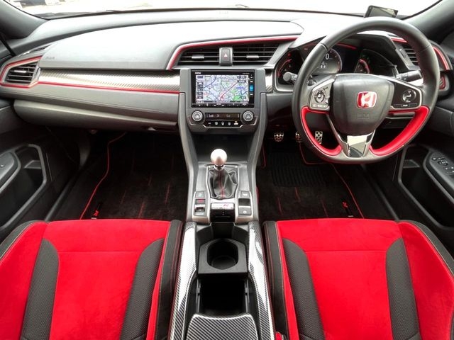 HONDA Civic Type R White 2019′ ESUAT