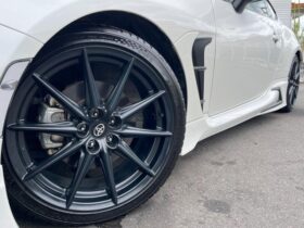 
									TOYOTA 86 RZ Pearl White 2022′ ESUGH full								