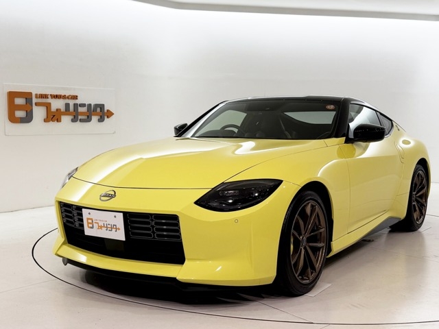NISSAN Fairlady Z Protospecs Yellow/Black 2023′ ESUH6