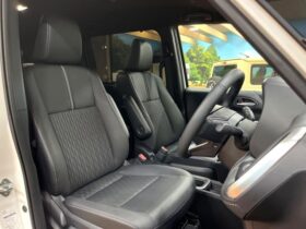 
									TOYOTA Noah S-Z Pearl White 2025′ ESV3W full								