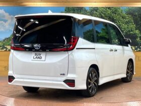 
									TOYOTA Noah S-Z Pearl White 2025′ ESV3W full								