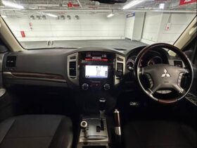 
									MITSUBISHI Pajero Super Exceeded Pearl White 2014′ ESV4H full								
