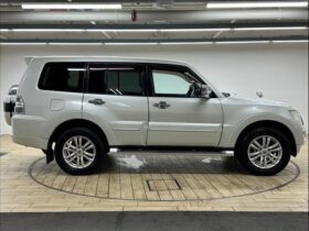
									MITSUBISHI Pajero Super Exceeded Pearl White 2014′ ESV4H full								