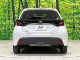 
									TOYOTA Yaris X Pearl White 2023′ ESV66 full								