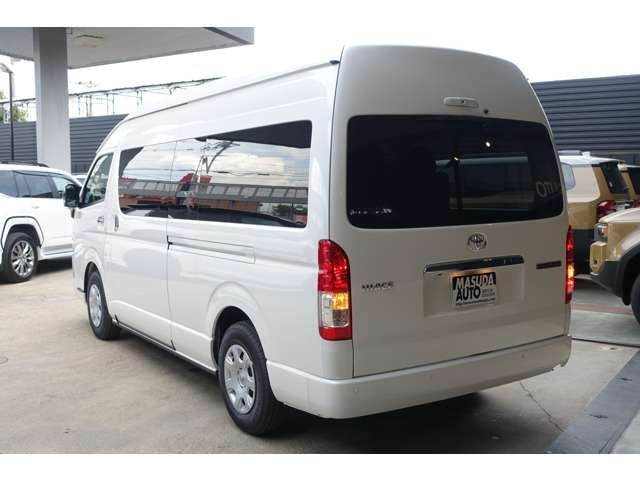 TOYOTA Hiace Wagon Grand Cabin Super Long Wide HR Pearl White 2025′ ESV88
