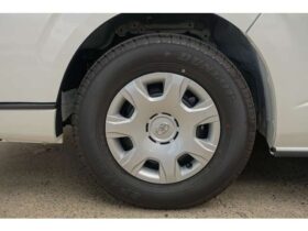 
									TOYOTA Hiace Wagon Grand Cabin Super Long Wide HR Pearl White 2025′ ESV88 full								