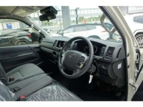 
									TOYOTA Hiace Van DX Long White 2025′ ESV9R full								