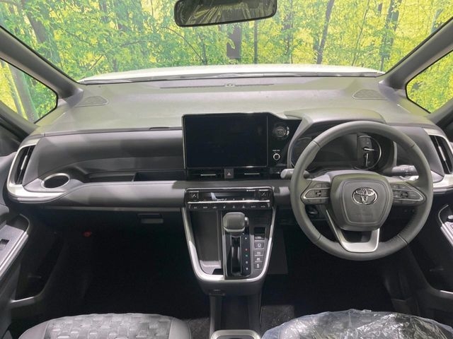 TOYOTA Voxy S-Z Pearl White 2025′ ESWCD