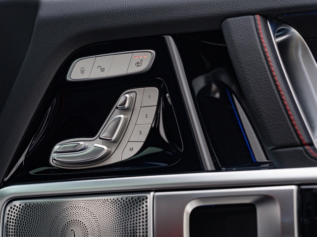 Mercedes-Benz G Class G350d AMG Line Black 2020′ ESZM4