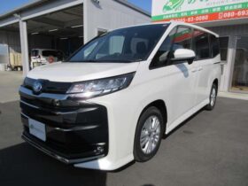 
									TOYOTA Noah Hybrid S-G Wellcab Pearl White 2025′ ESZMJ full								