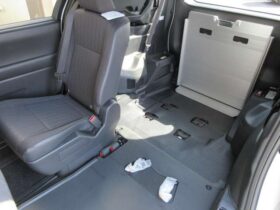 
									TOYOTA Noah Hybrid S-G Wellcab Pearl White 2025′ ESZMJ full								