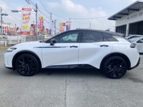 
									TOYOTA Crown Sport Z Pearl White/Black 2024′ ET9JM full								