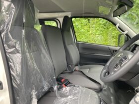 
									TOYOTA Hiace Van DX Long White 2025′ ET9JN full								