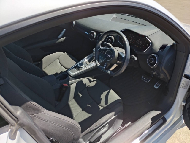 Audi TT 40 TFSI White 2022′ EU4I6